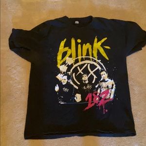Blink 182 tour shirt